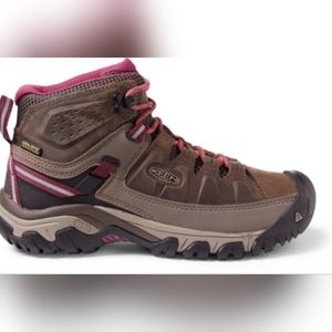 KEEN Targhee III Waterproof Mid Hiking Boots